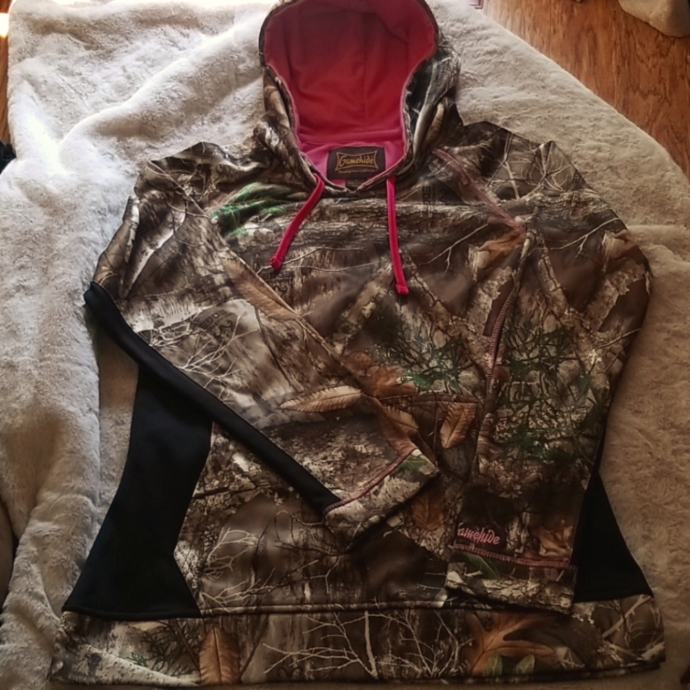 NWOT Gamehide Realtree Camo Hoodie